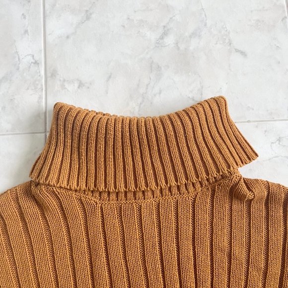 NEW Forever 21 Rib Knit Turtleneck Burnt Orange Cropped Sweater Women Medium (M) - Picture 2 of 4